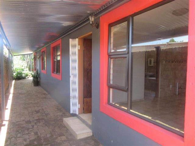 To Let 1 Bedroom Property for Rent in Ifafi North West